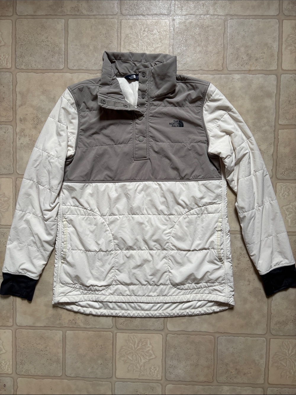 The North Face Women’s Size Large 1/4 Snap Quilted Pullover Gray/Cream
